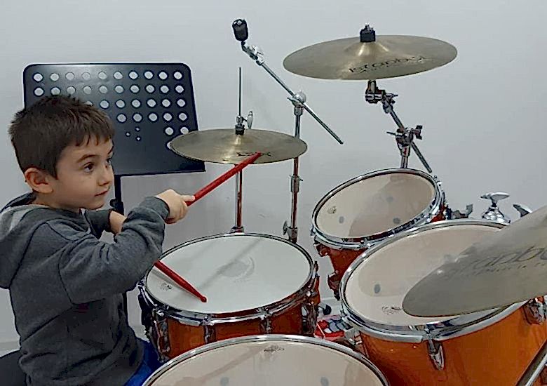 Enstrüman Öğrenmek Zor Mudur? Ne Kadar Sürede Öğrenirim? Yapabilir miyim?